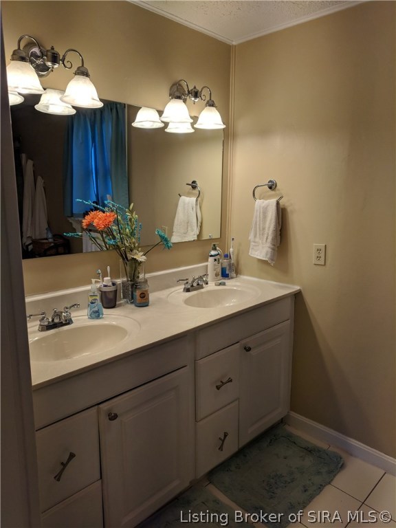 5574 Featheringill Road Floyds Knobs, IN 47119 - Photo 15 of 40 Gallery Image 15