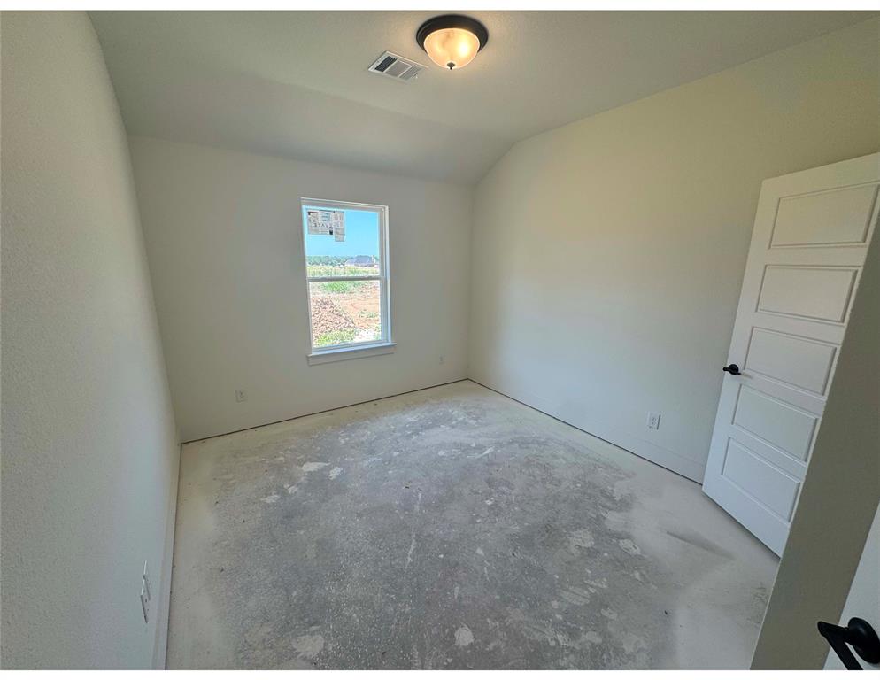 1097 Colt Road Springtown, TX 76082 - Photo 7 of 11 Gallery Image 7