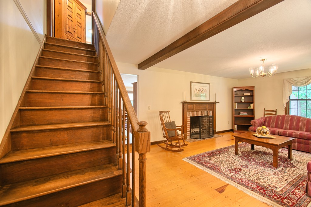 847 Chase Road Lunenburg, MA 01462 - Photo 17 of 30