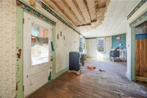 $140,000 | 61 Lee Street, Valencia, PA 16059