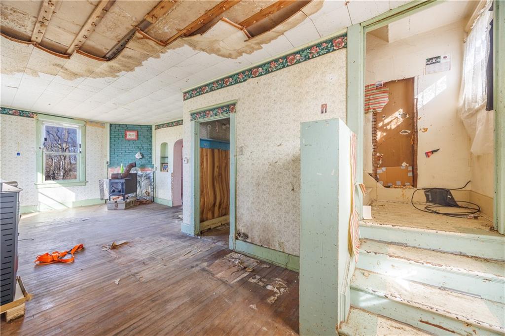 61 Lee Street Valencia, PA 16059 - Photo 14 of 20