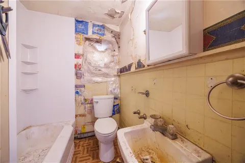 $140,000 | 61 Lee Street, Valencia, PA 16059