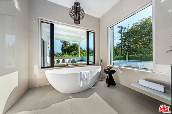 $3,895,000 | 1609 North Stanley Avenue, Los Angeles, CA 90046