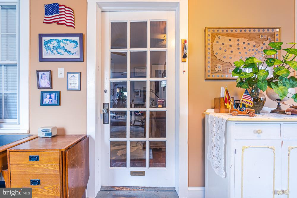 159 Yale Road Audubon, NJ 08106 - Photo 12 of 36 Inner Entry Door