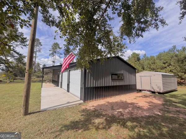 $297,000 | 111 Dead River Road, Glenwood, GA 30428