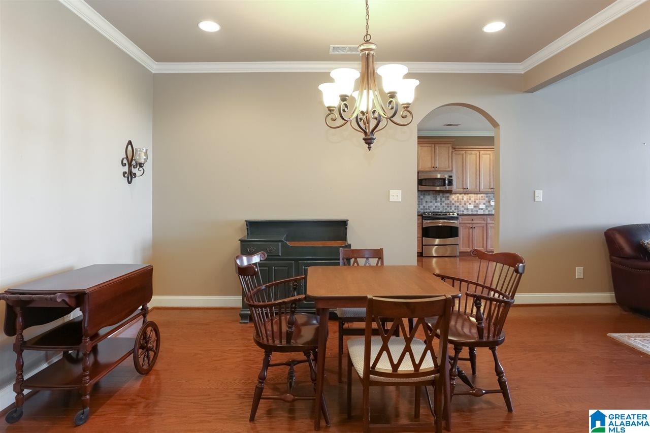 382 Oxford Way Pelham, AL 35124 - Photo 5 of 44