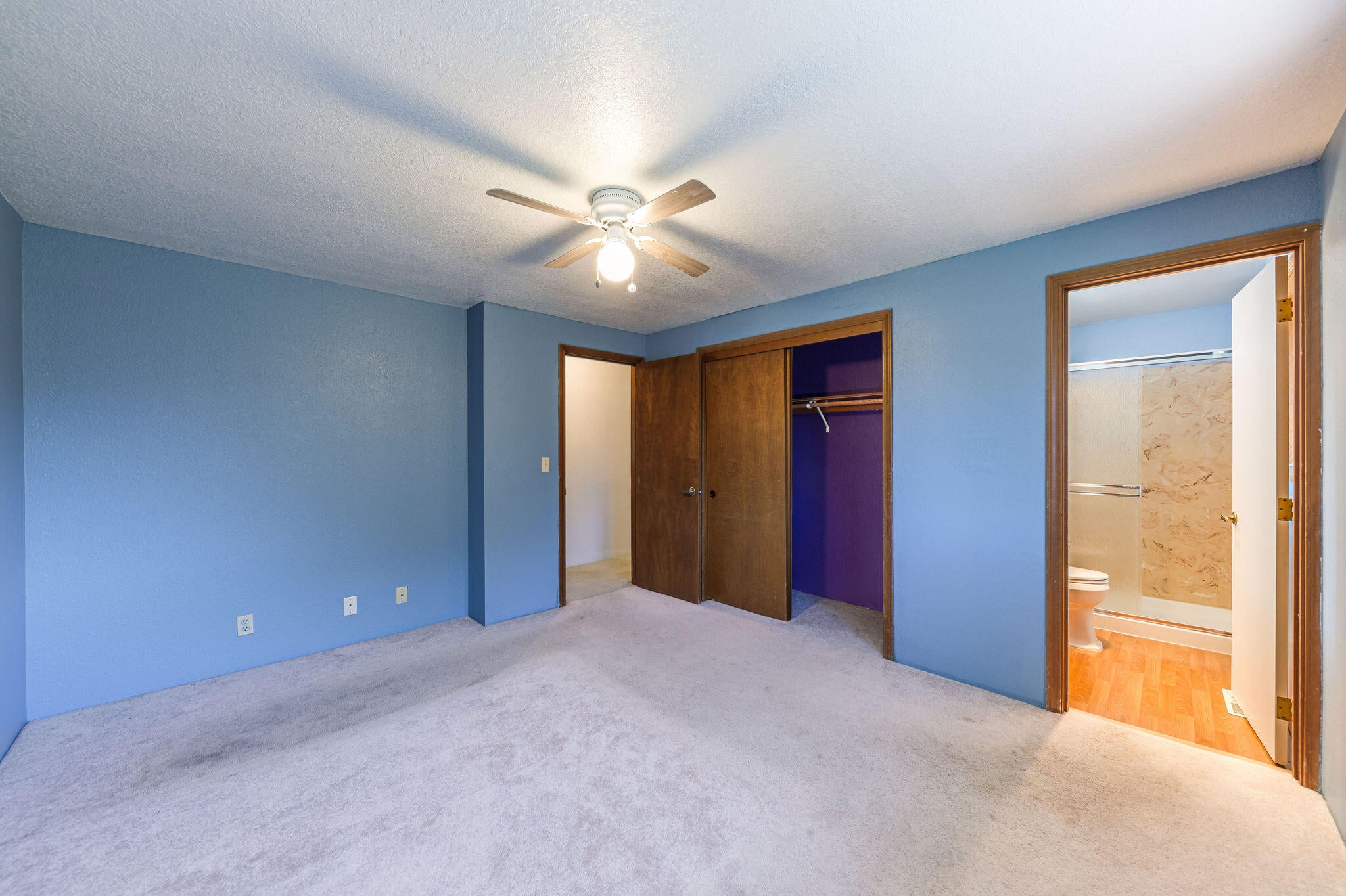 1532 Roberts Road Medford, OR 97504 - Photo 14 of 42 Primary Bedroom