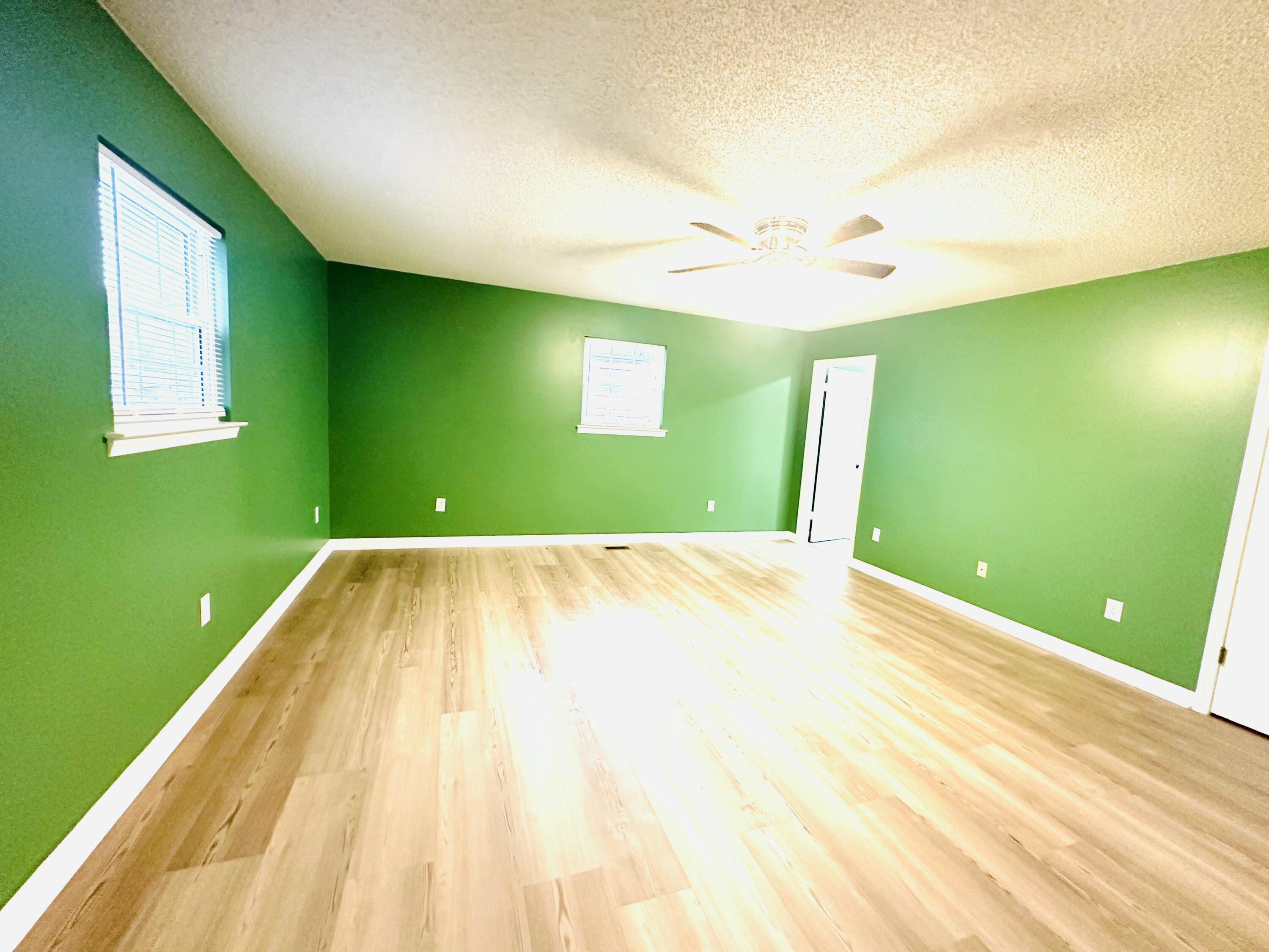 8827 East Brainerd Road Chattanooga, TN 37421 - Photo 18 of 41 IMG_6171