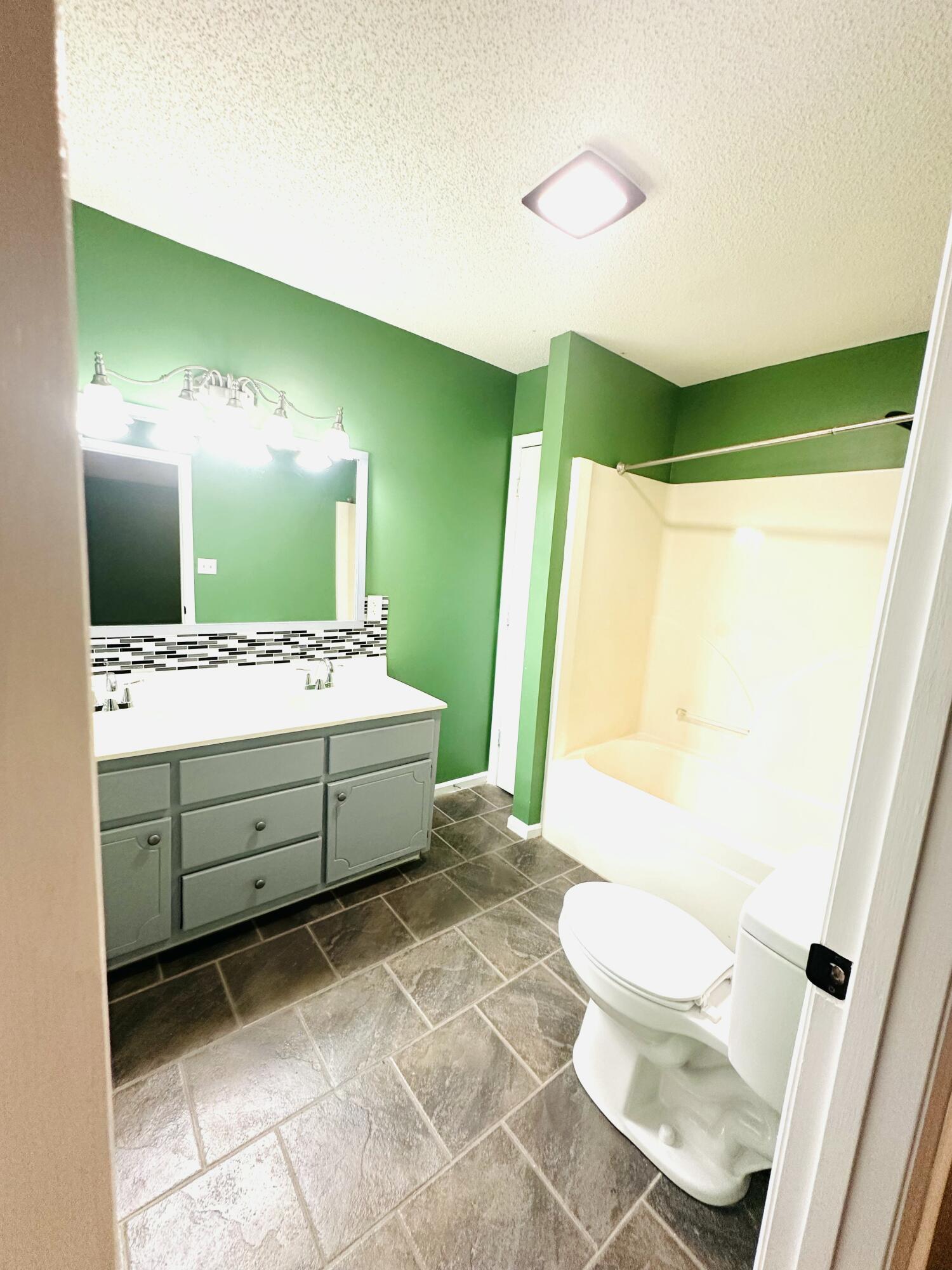 8827 East Brainerd Road Chattanooga, TN 37421 - Photo 22 of 41 IMG_6167