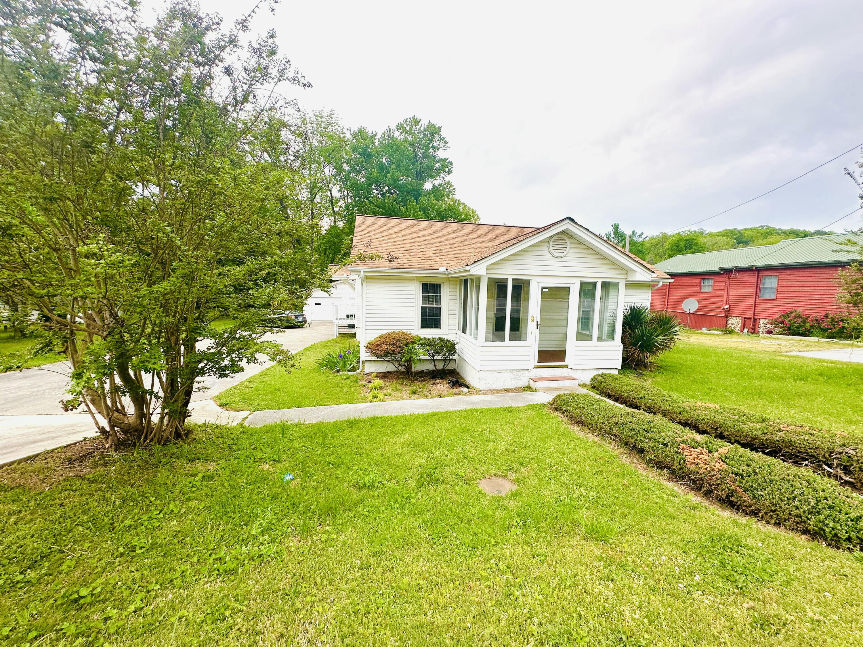 8827 East Brainerd Road Chattanooga, TN 37421 - Photo 31 of 41 IMG_6201