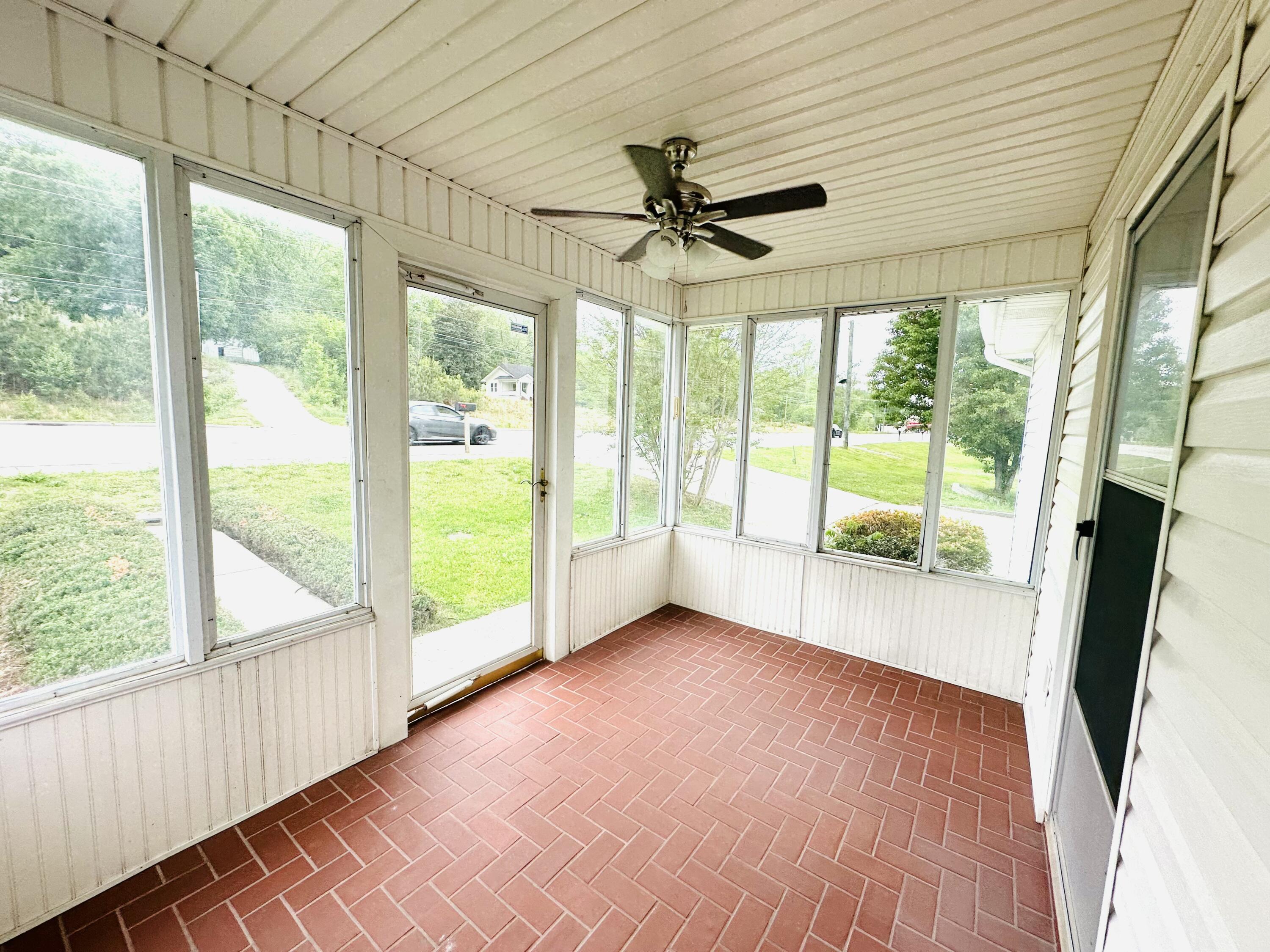 8827 East Brainerd Road Chattanooga, TN 37421 - Photo 34 of 41 IMG_6183