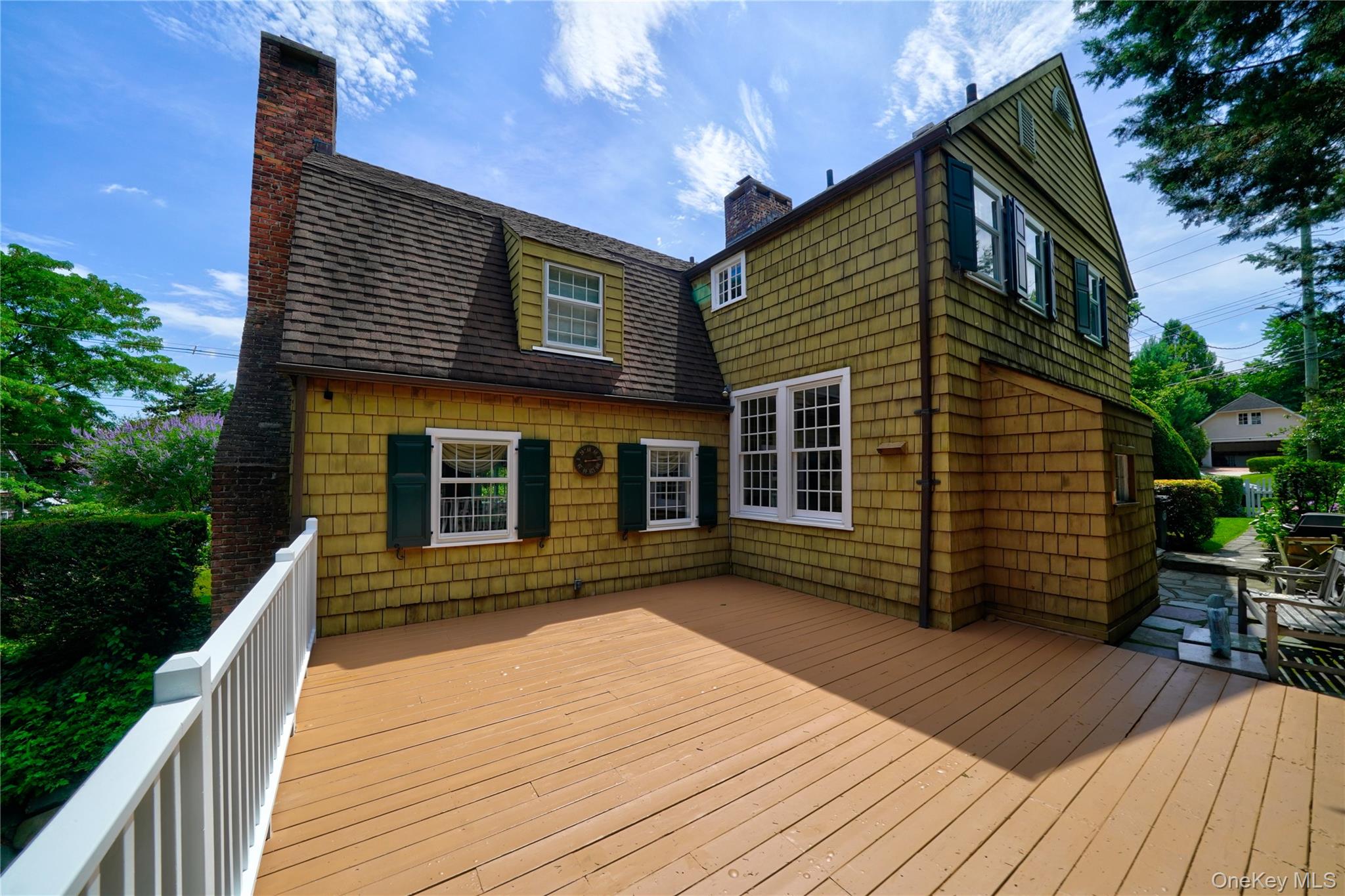 255 Manor Road Queens, NY 11363 - Photo 28 of 34