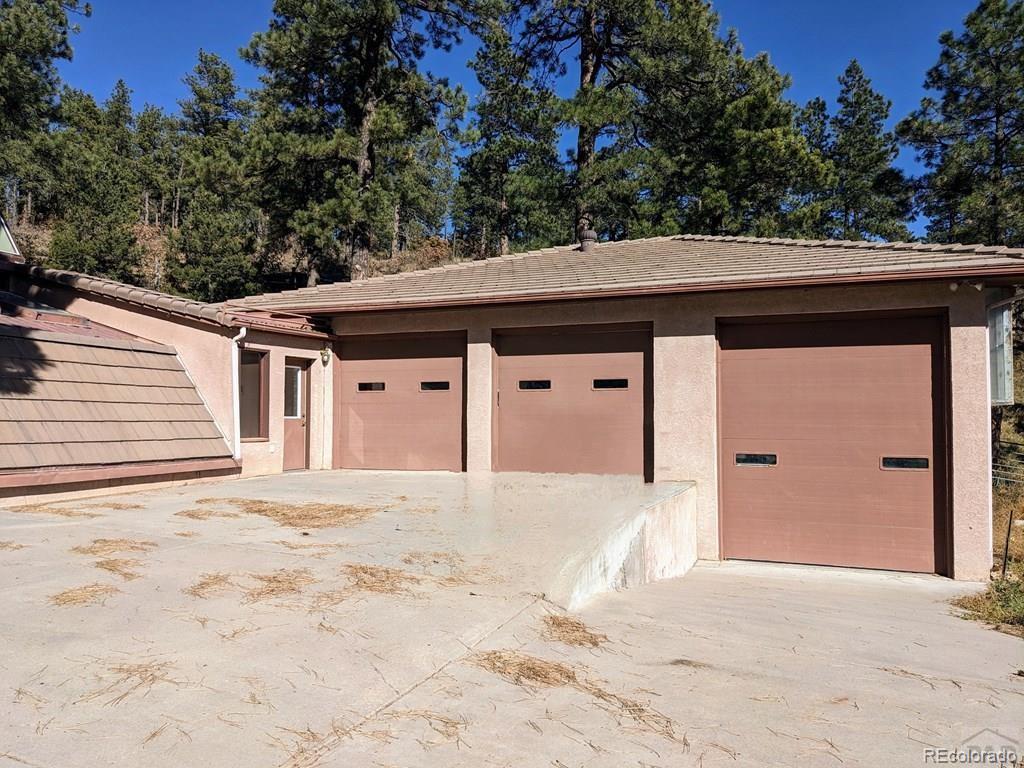8140 Table Mountain Road Rye, CO 81069 - Photo 31 of 49 a front view of a house