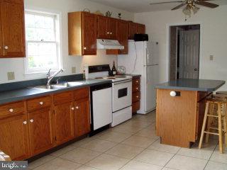1 Round House Drive Lititz, PA 17543 - Photo 3 of 5
