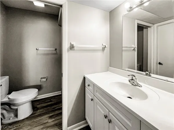 $1,349 | 4530 Southwest 10th Avenue, Unit 201, Cape Coral, FL 33914