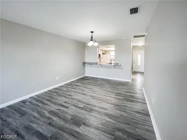 $1,349 | 4530 Southwest 10th Avenue, Unit 201, Cape Coral, FL 33914