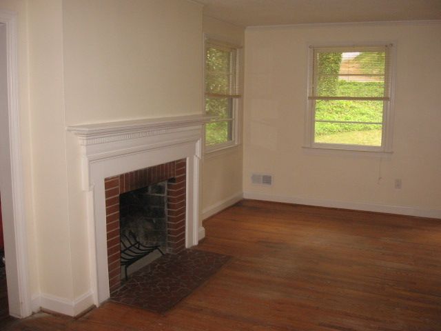 329 Chick Springs Road Greenville, SC 29609 - Photo 2 of 9 Gallery Image 2