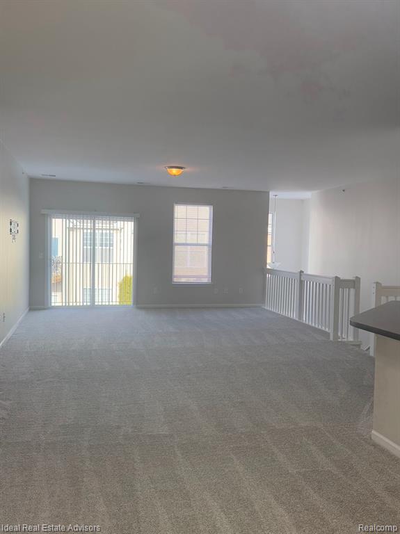 10274 Crossview Trail Howell, MI 48855 - Photo 3 of 10