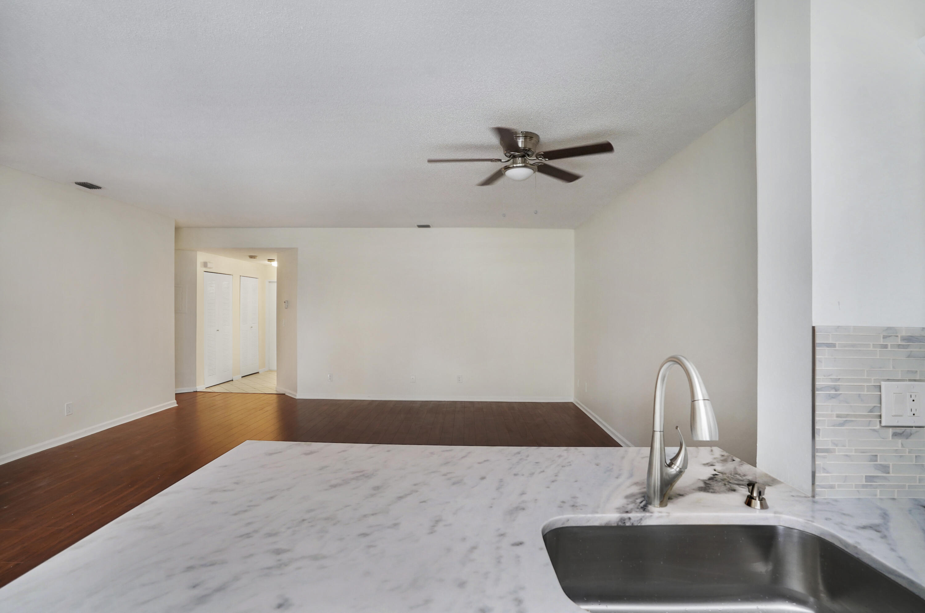 6513 Via Regina Boca Raton, FL 33433 - Photo 13 of 30 DSC01139