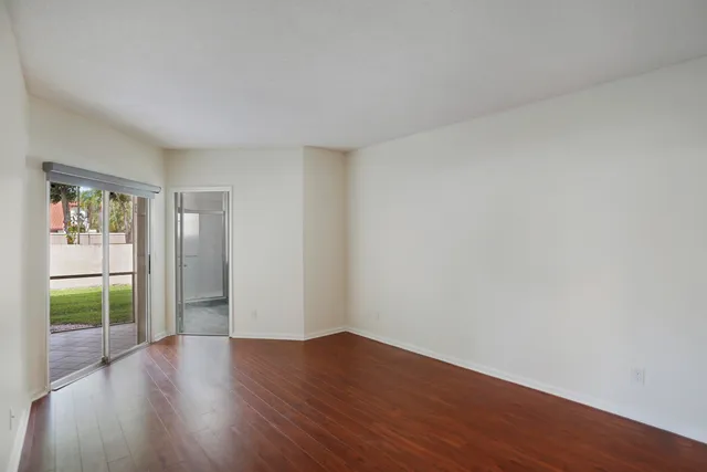 $2,800 | 6513 Via Regina, Boca Raton, FL 33433