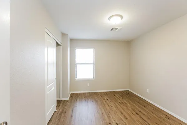 $2,400 | 2768 South 160th Lane, Goodyear, AZ 85338