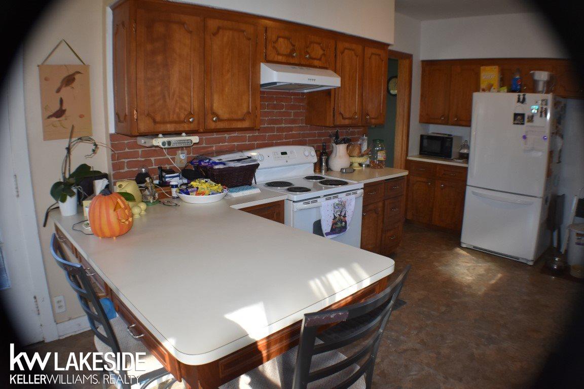 90 Riverside Drive Mount Clemens, MI 48043 - Photo 18 of 39