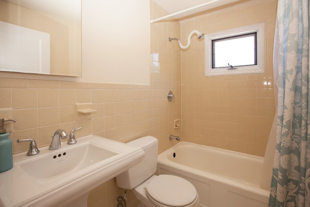 43 Bay State Road Quincy, MA 02171 - Photo 13 of 16 Gallery Image 13