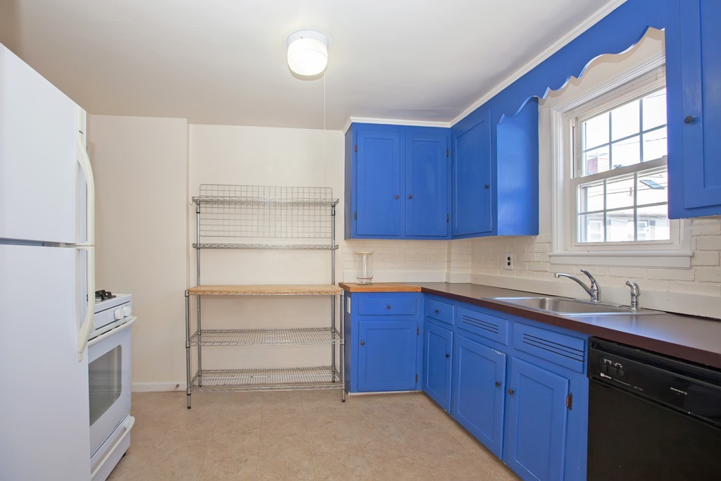 43 Bay State Road Quincy, MA 02171 - Photo 8 of 16 Gallery Image 8