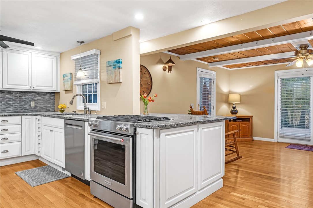 67 Haley Road Warwick, RI 02889 - Photo 12 of 34 Gallery Image 12