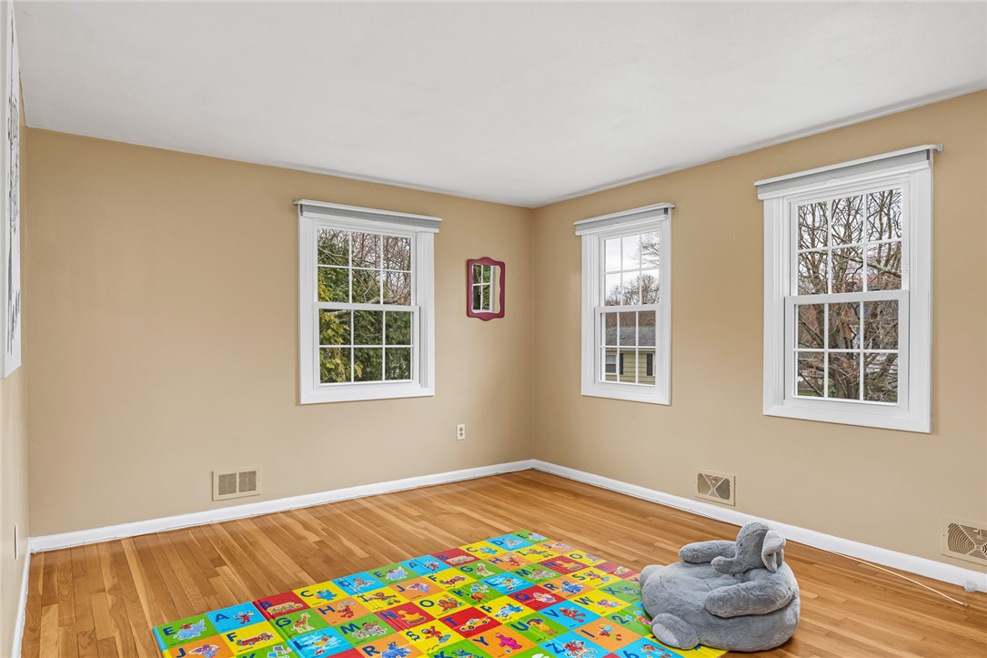 67 Haley Road Warwick, RI 02889 - Photo 26 of 34 Gallery Image 26