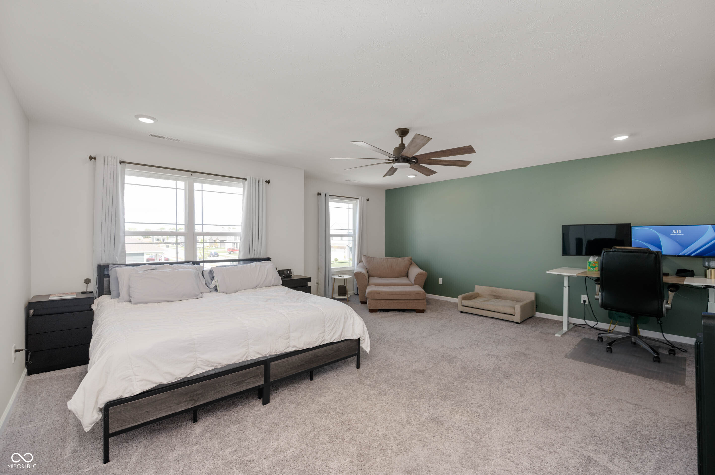 357 Carrick Glen Boulevard Pendleton, IN 46064 - Photo 18 of 28