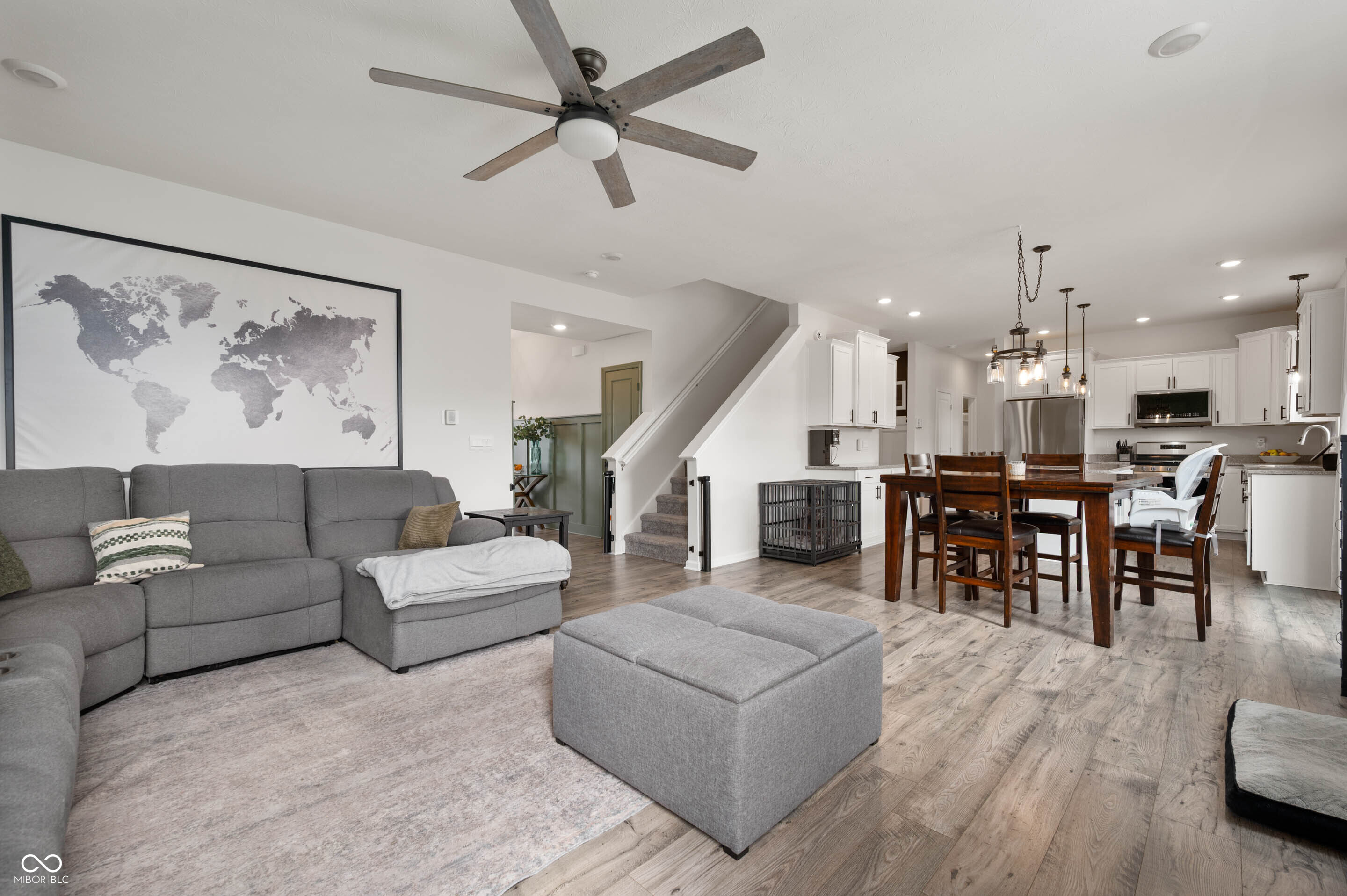 357 Carrick Glen Boulevard Pendleton, IN 46064 - Photo 4 of 28