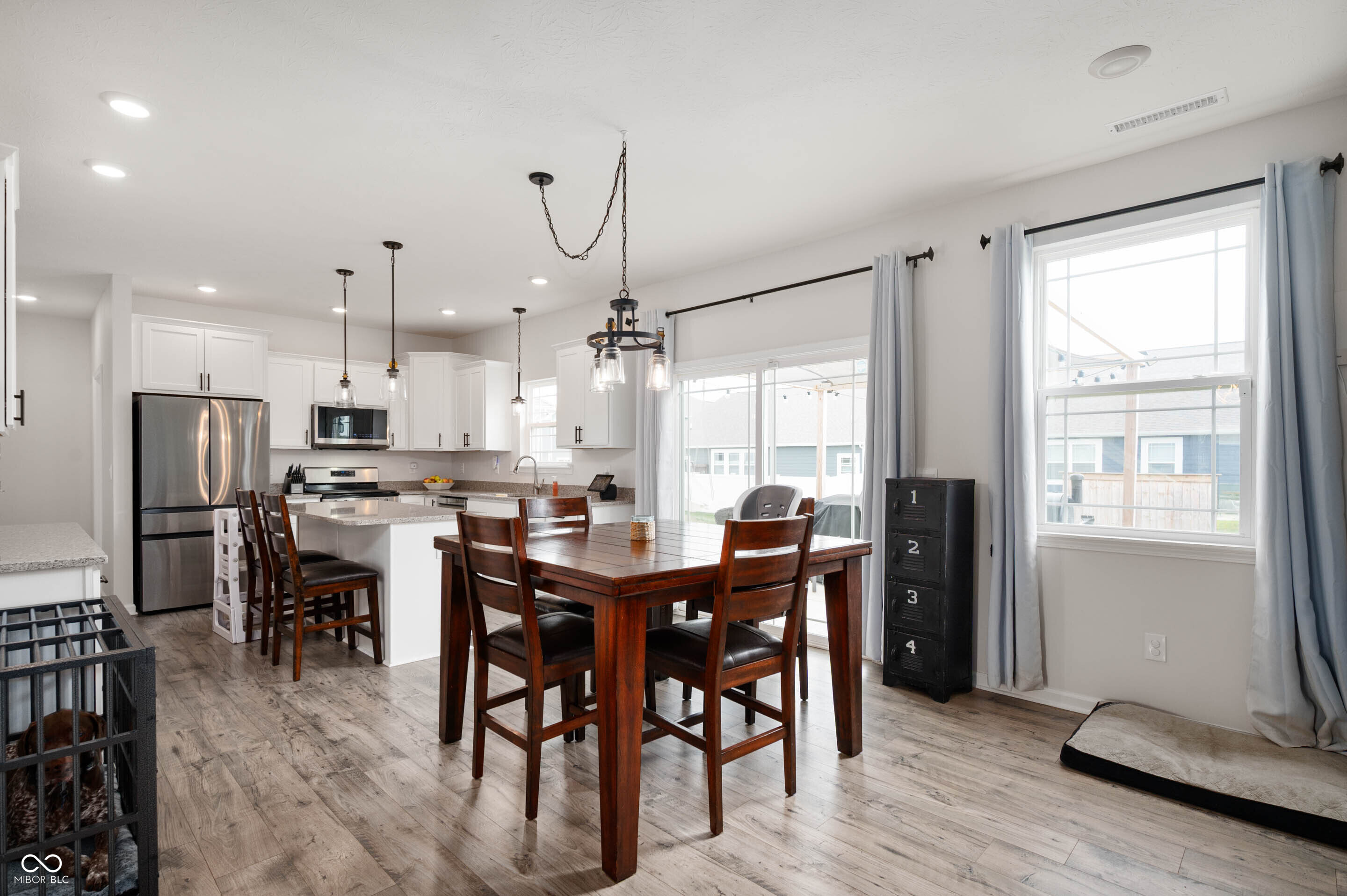 357 Carrick Glen Boulevard Pendleton, IN 46064 - Photo 5 of 28