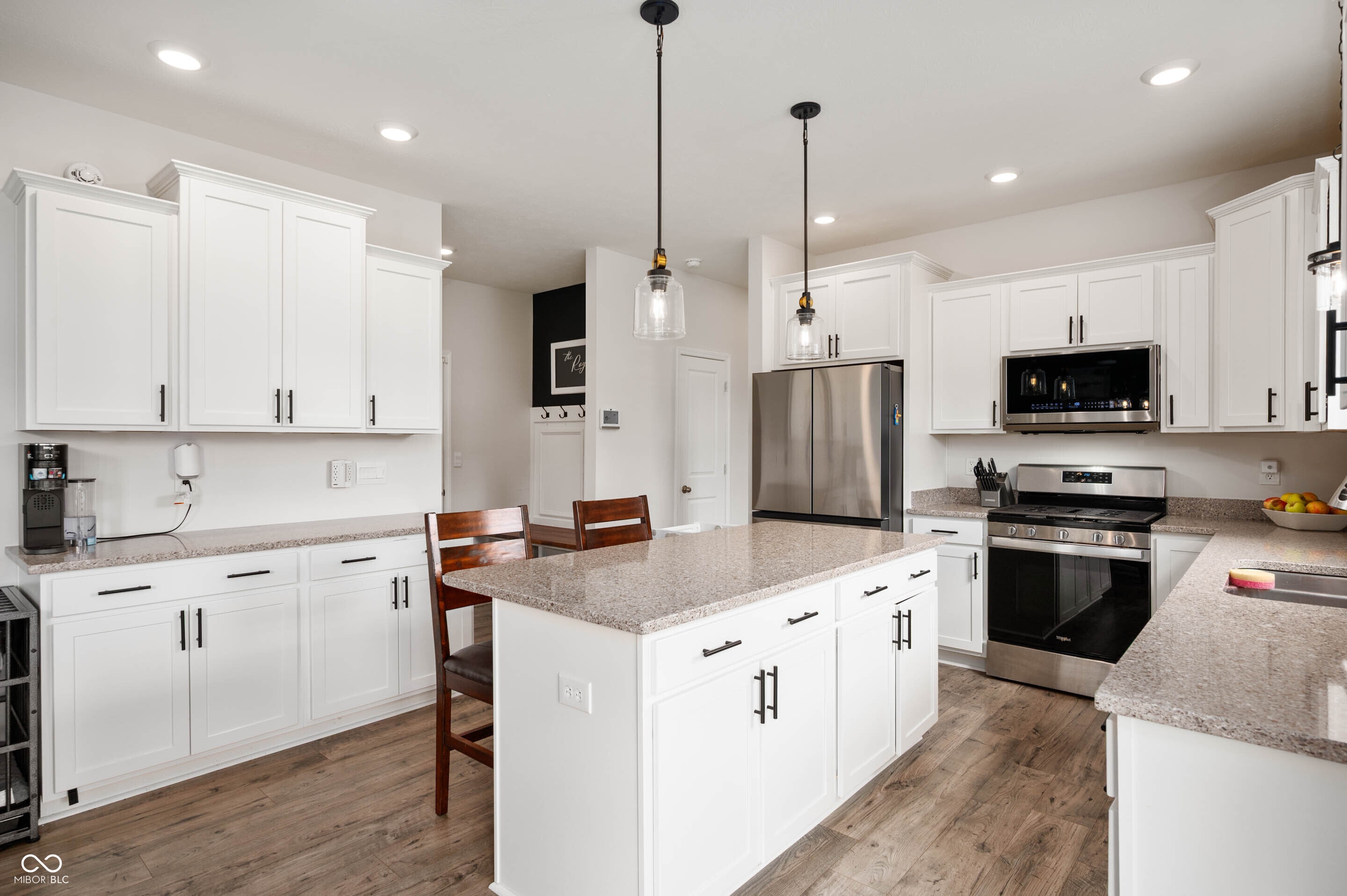 357 Carrick Glen Boulevard Pendleton, IN 46064 - Photo 9 of 28