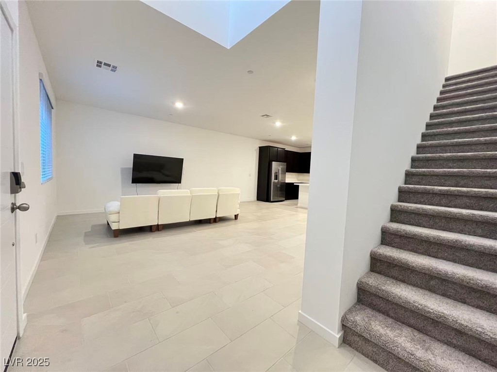 1549 Maria Crossing Avenue Henderson, NV 89002 - Photo 13 of 30