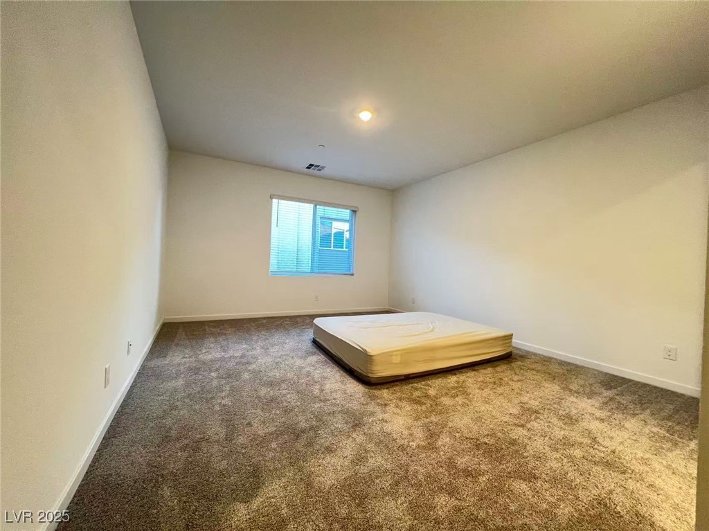 1549 Maria Crossing Avenue Henderson, NV 89002 - Photo 14 of 30