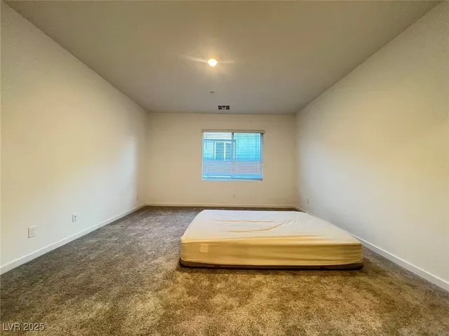 $1,950 | 1549 Maria Crossing Avenue, Henderson, NV 89002