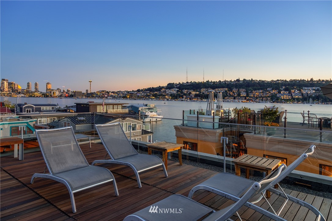 2369 Fairview Avenue East, Unit 6 Seattle, WA 98102 - Photo 23 of 26 a view of a terrace with seating area