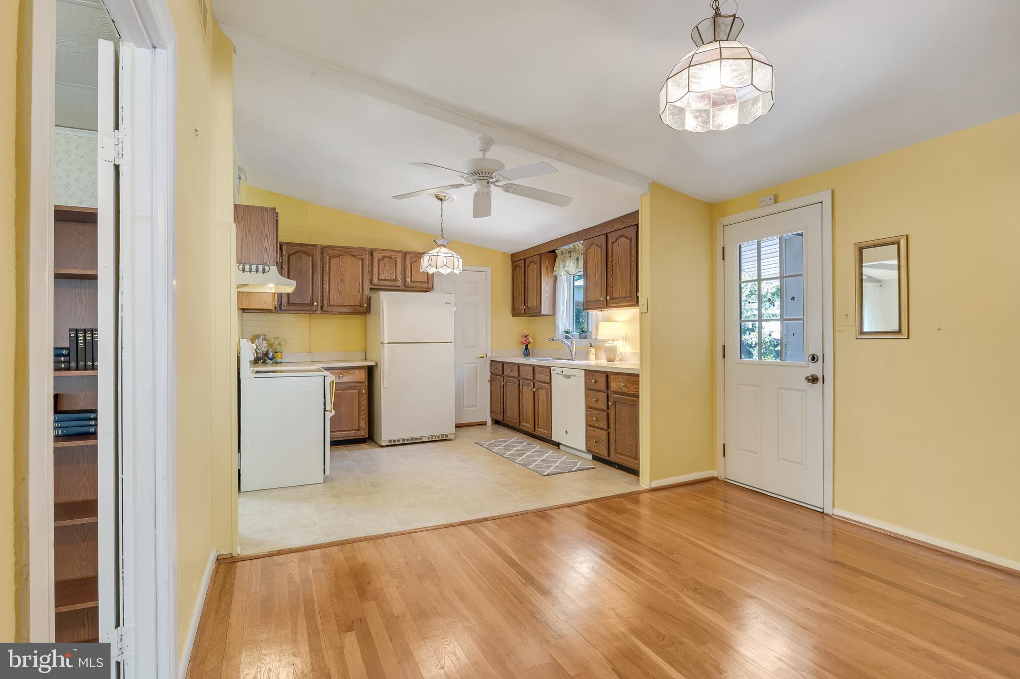 7500 Simms Road Alexandria, VA 22315 - Photo 13 of 45 Dining Area
