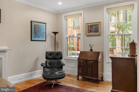 $1,075,000 | 2208 Rittenhouse Square, Philadelphia, PA 19103