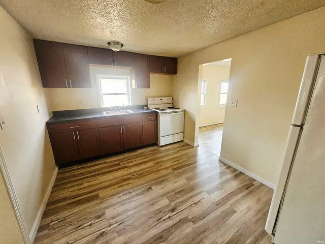 $69,900 | 3312 East 16th Street, Muncie, IN 47302