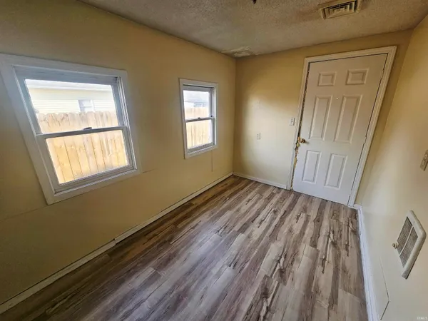 $65,000 | 3312 East 16th Street, Muncie, IN 47302