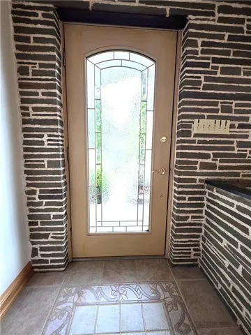 a view of outdoor space and garage