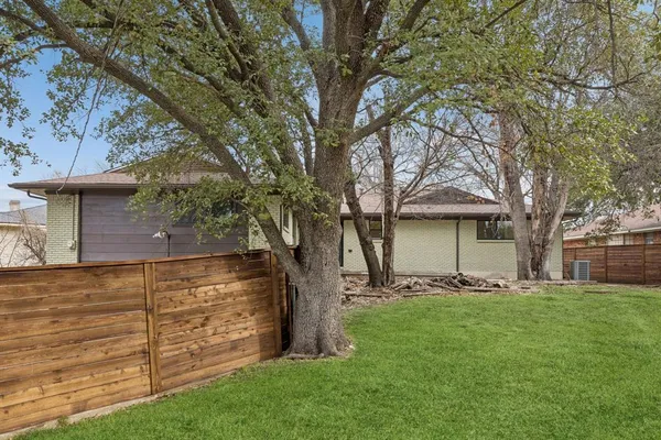 $479,900 | 5635 Elm Valley Lane, Dallas, TX 75232