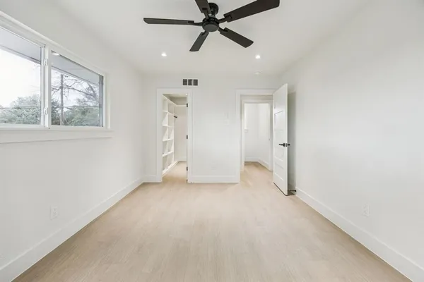 $479,900 | 5635 Elm Valley Lane, Dallas, TX 75232