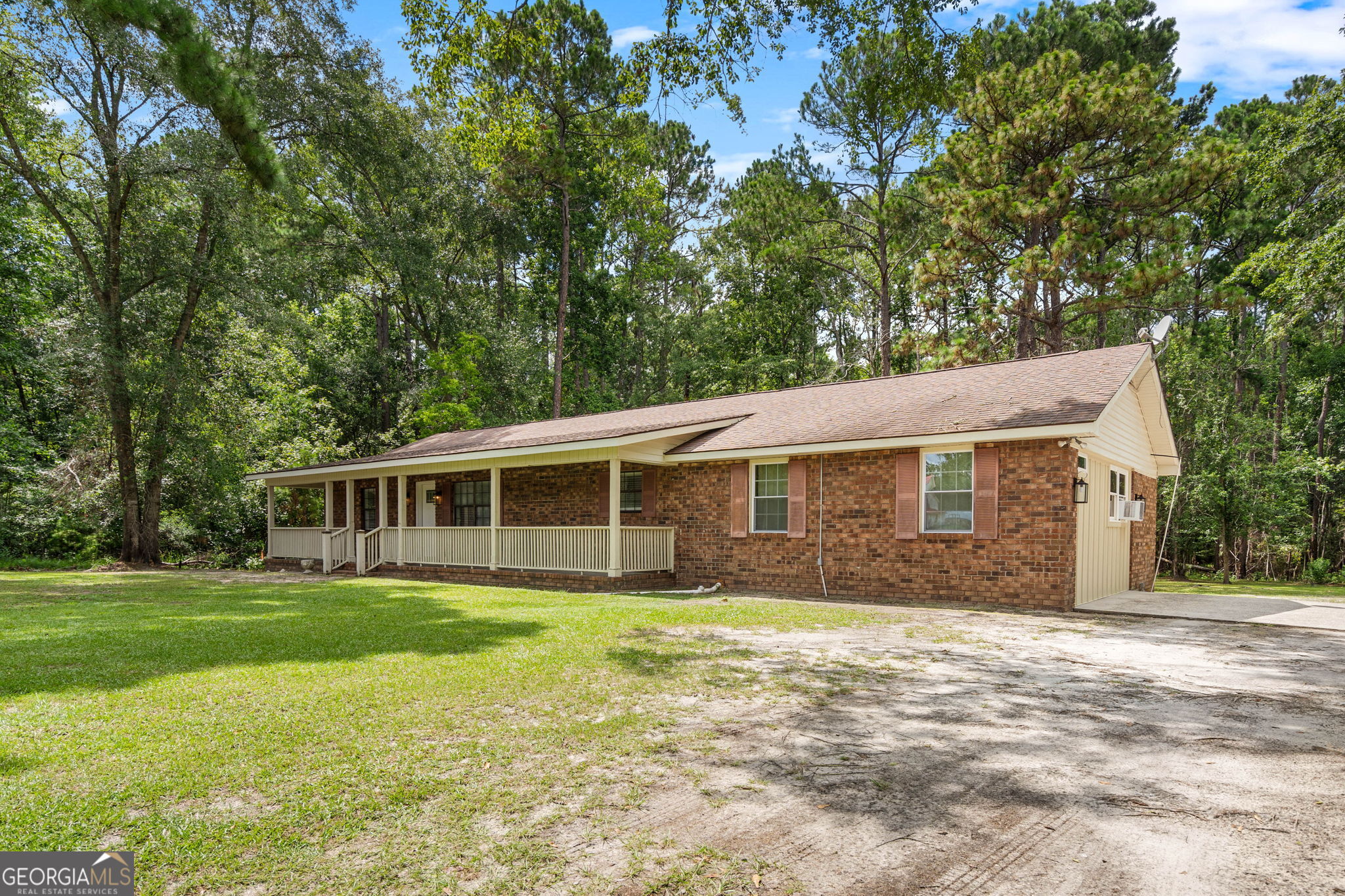 116 Oak Street Rincon, GA 31326 - Photo 2 of 34
