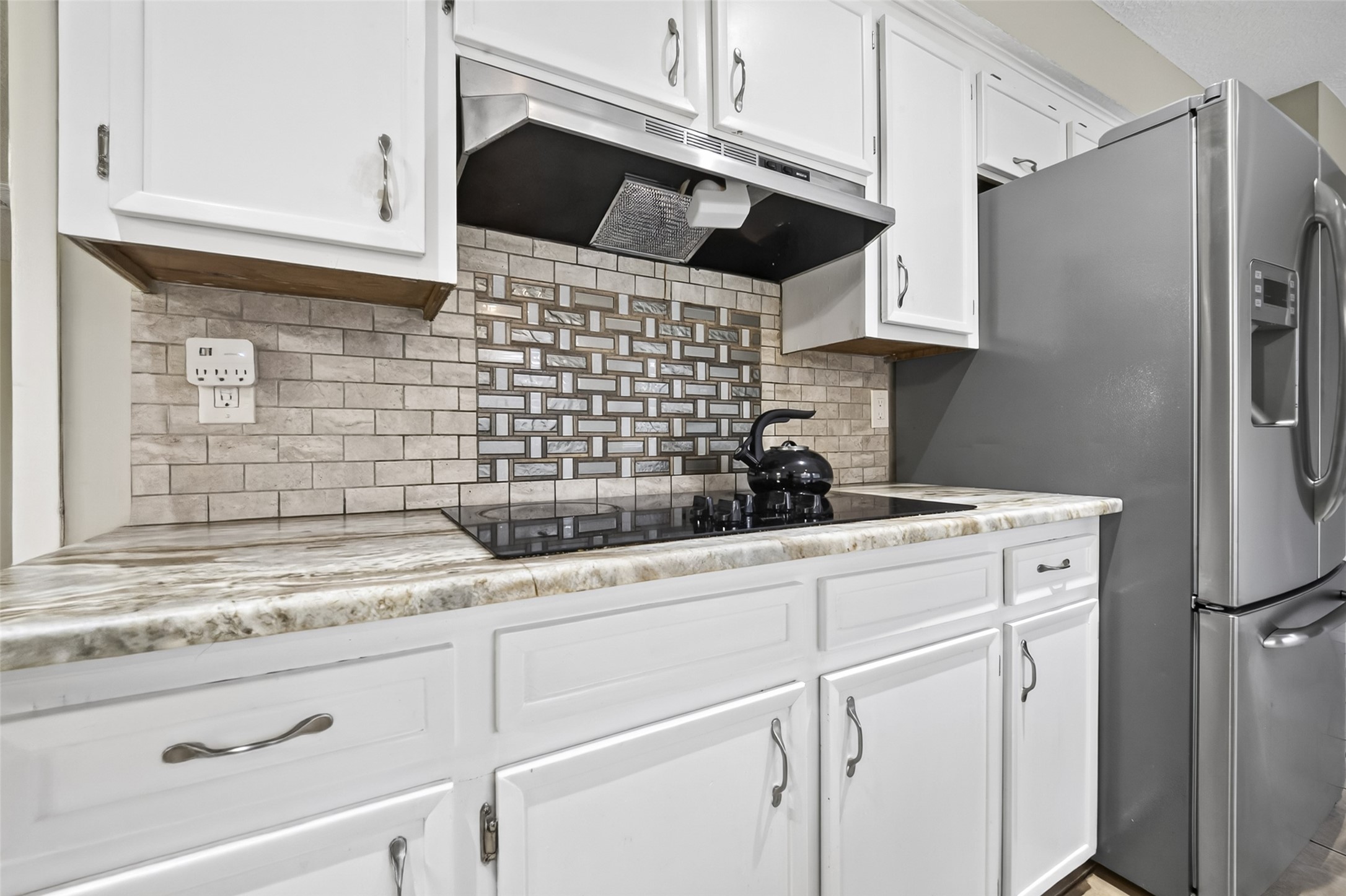 6122 Sanford Road Houston, TX 77096 - Photo 19 of 49