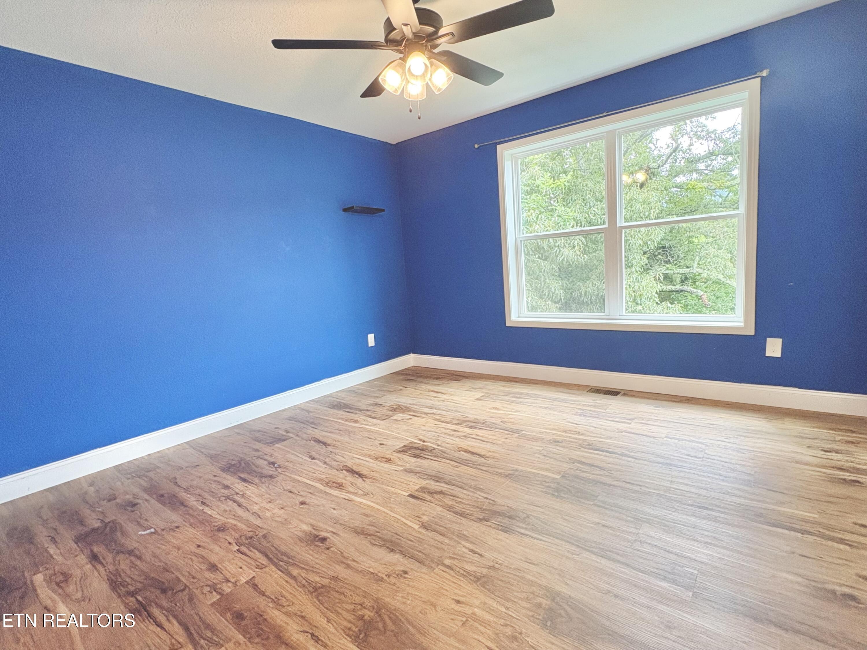 327 Thomas Loop Road Sevierville, TN 37876 - Photo 15 of 22 IMG_1401