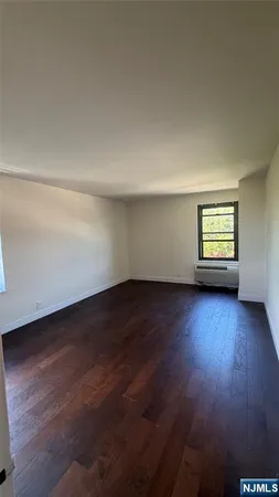 $380,000 | 2348 Linwood Avenue, Unit 6O, Fort Lee, NJ 07024