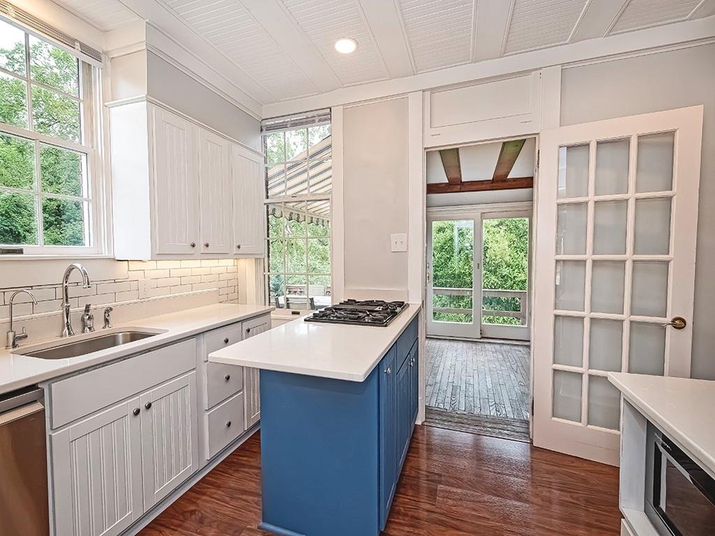 2480 Noblestown Road Pittsburgh, PA 15205 - Photo 21 of 40 Gallery Image 21